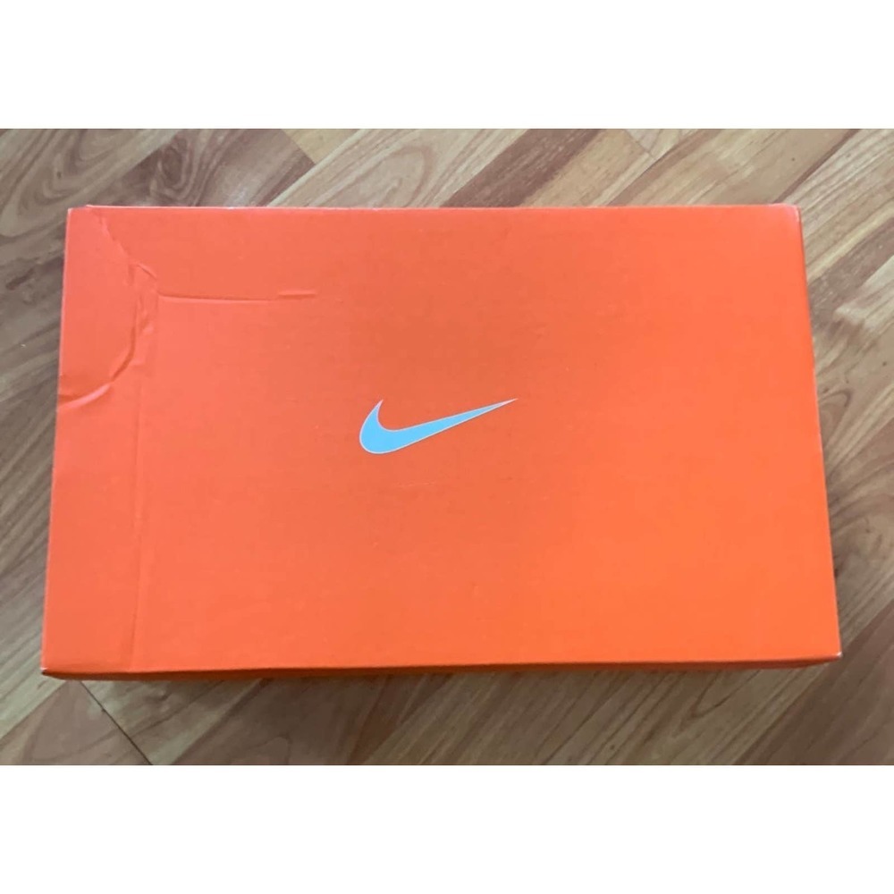 Nike‎ empty shoe box